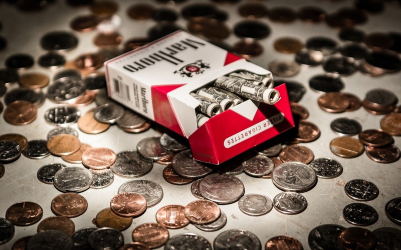 Marlboro, 720P, coins, cigarettes, money, dollars