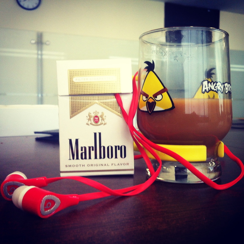Nescafe, cigarettes, Effects, smoke, 1080P, Marlboro, iPhone, angry birds, headphones, office