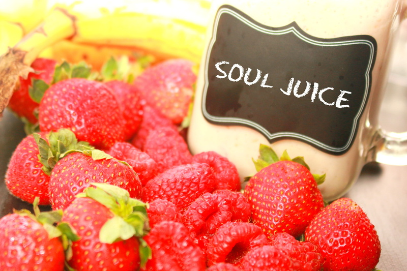 western script, natural food, communication, vegetable, soul, 4K, vitamin, freshness, organic, fresh fruit, green juice, red, close-up, sweet, berry fruit