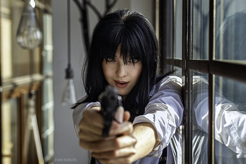 1080P, Tanja, the barrel of a gun, black hair, hell of a grin, mercenary, Evan Semura