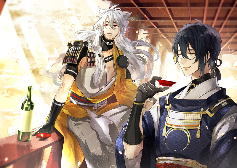 bottle, choice, holding, still life, protection, 1080P, human representation, variation, helmet, day, kogitsunemaru, mikazuki munechika, touken ranbu