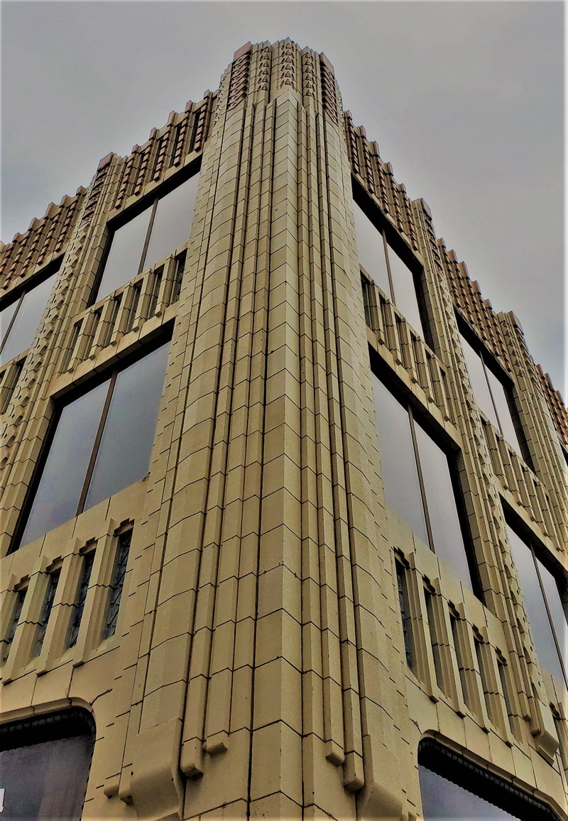 banister, urban, office building, sky, sunlight, oklahoma joes, buildings, art deco, modern, high rise, built structure, no people, tulsa, clear sky, tower