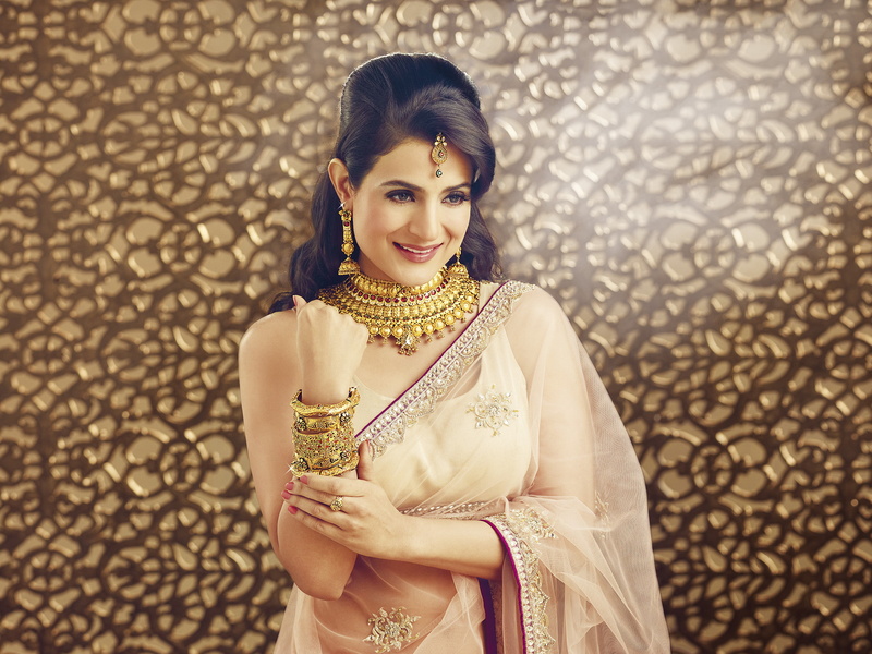 fashion, banner, one person, beautiful woman, emotion, happiness, beauty, traditional clothing, smiling, jewelry, necklace, ameesha, young adult, women