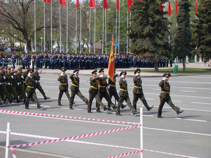 marking, victory day, government, tree, banner, real people, adult, crowd, large group of people, military, 2K, group of people, day, city, people, sign