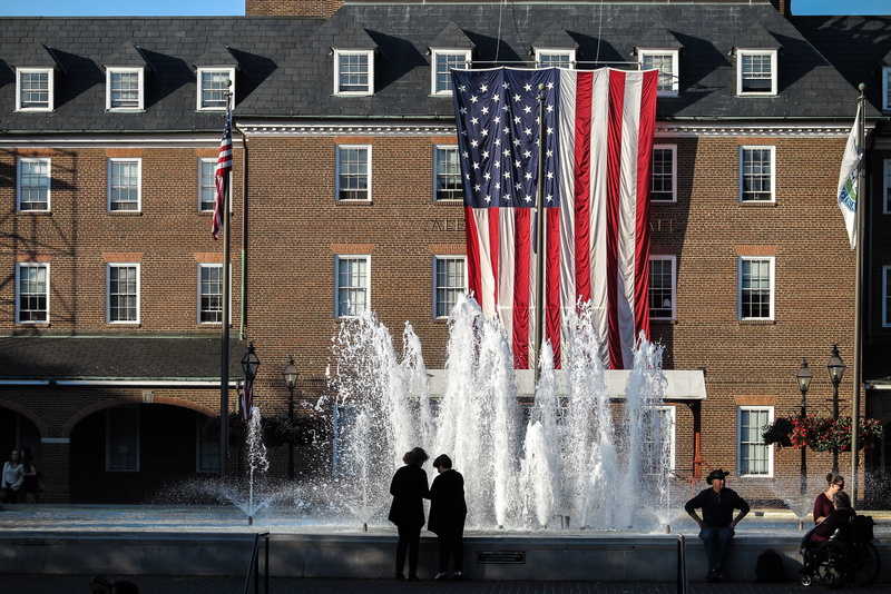 patriotism, independence, decay, exterior, big, administration, old, river, community, administrative, square, flag, historic, town, built structure, freedom