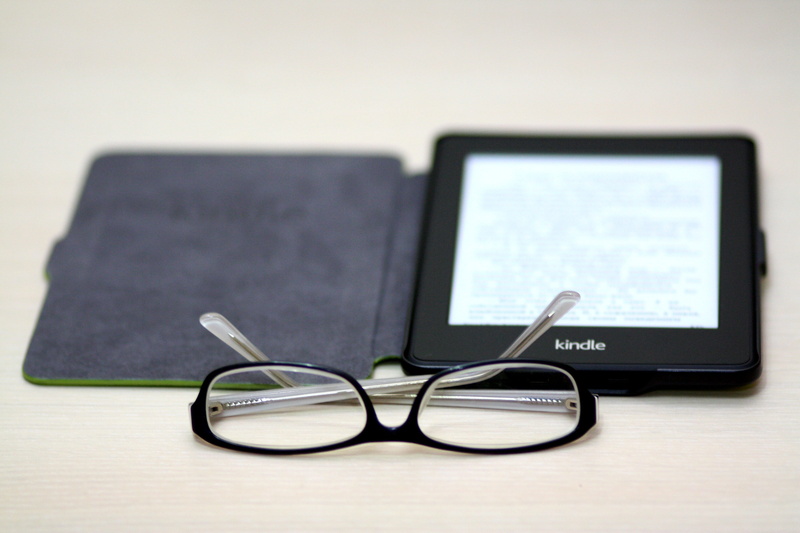 learning, frame, reader, eyesight, 4K, e-reader, kindle, glasses, tint, close-up, personal accessory, equipment, e-book, table, digital, digital Tablet