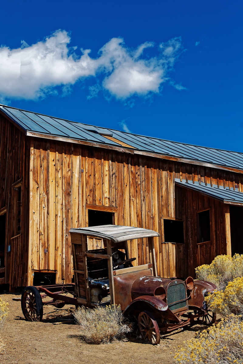 outdoors, allows, ghost town, vehicle, cloud - sky, garage, berlin, sky, leave, transportation, nevada, building exterior, day, broken, nature, agricultural building