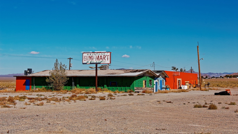 copy space, landscape, ruined, travel, rural scene, building exterior, architecture, sunlight, built structure, abandoned, Usa, communication, western script
