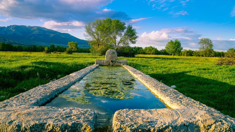 architecture, manzanares el real, mountain, 5K, beauty in nature, scenics - nature, grass, tranquility, landscape, water, sky, tranquil scene, madrid