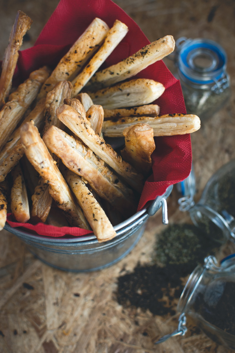 salted, food and drink, still life, 5K, no people, homemade, freshness, prepared potato, vegetable, pastry, focus on foreground, basket, healthy eating