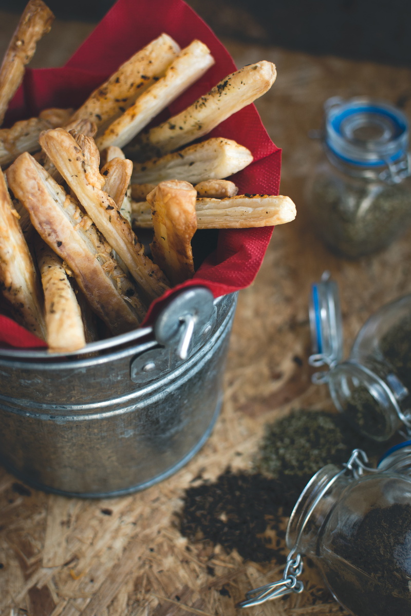 gourmet, bread, Puff pastry, grilled, meat, glass, puff, salted, wood - Material, rustic, freshness, homemade, roasted, dinner, jar, no people, still life