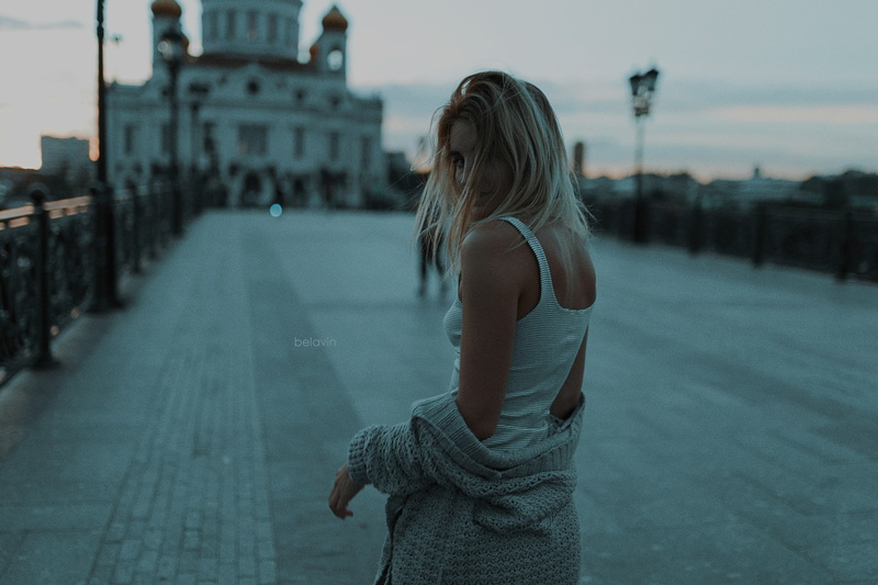 Alexander Belavin, model, 2K, blonde, women outdoors, hair in face, looking over shoulder, women