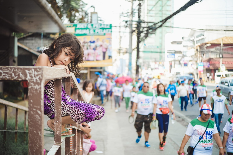 leisure activity, lifestyles, crowd, childhood, street, kid, dog house, woman, philippines, human, incidental people, 4K, parade, street kid, girl, hairstyle