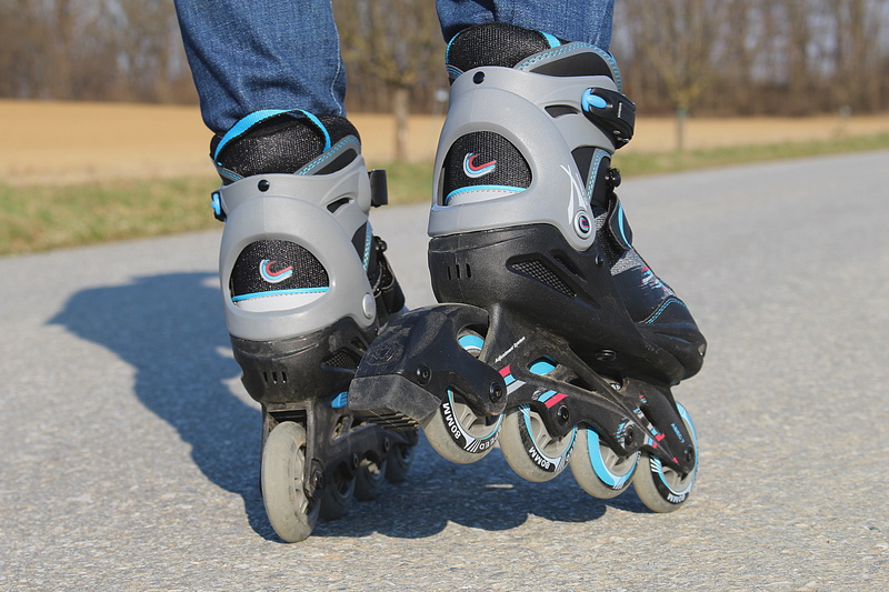 human body part, child, day, inline skates, rollerskates, boys, leisure, 5K, sunlight, human leg, road, body part, transportation, person, people, low section