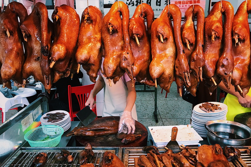 abundance, hanging, choice, still life, freshness, retail display, market stall, food and drink, real people, market, retail, arrangement, ning chuan xi lu