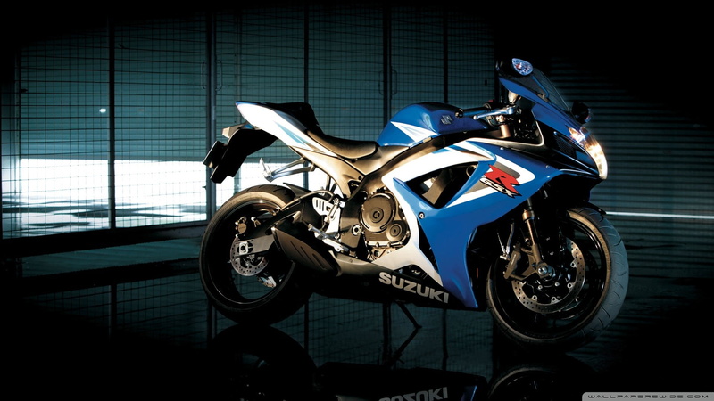 nature, motorcycle, metal, Suzuki GSX-R, fence, travel, 1080P, built structure, bicycle, parking, outdoors, stationary, city, land vehicle, wheel, chrome