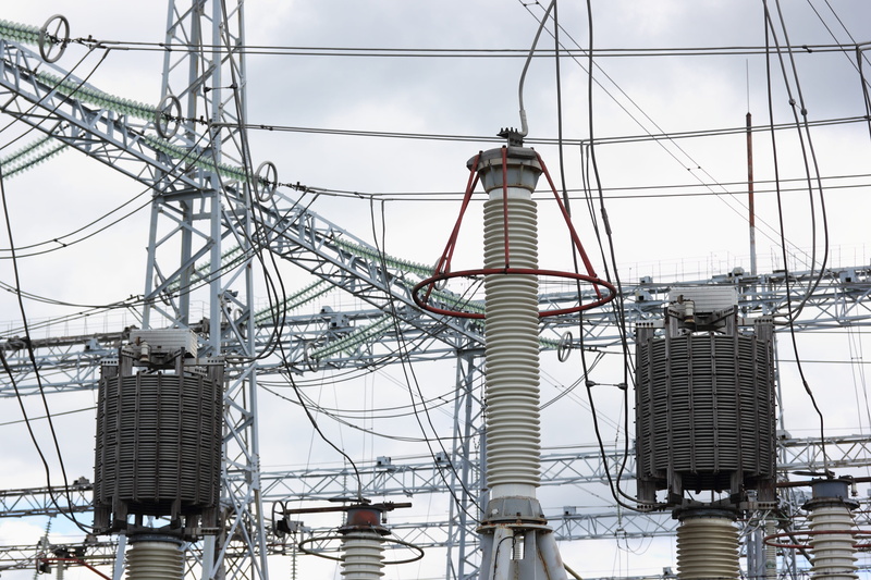 4K, outdoors, nature, power, electricity, electricity pylon, switchgear, power supply, global communications, high, nuclear, sky, station, built structure