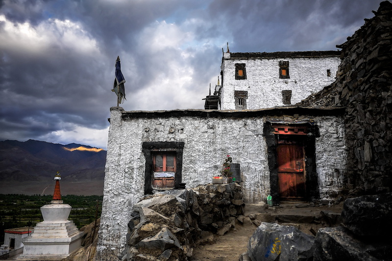 4K, the past, old, buddhism, day, place of worship, architecture, history, landscape, window, building, house, building exterior, religion, solid, cloud - sky