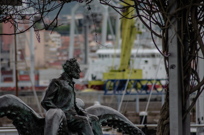 building exterior, estatua, leguas de viaje submarino, creativity, branch, nautilus, spain, representation, vigo, galicia, náutico vigo, warm clothing