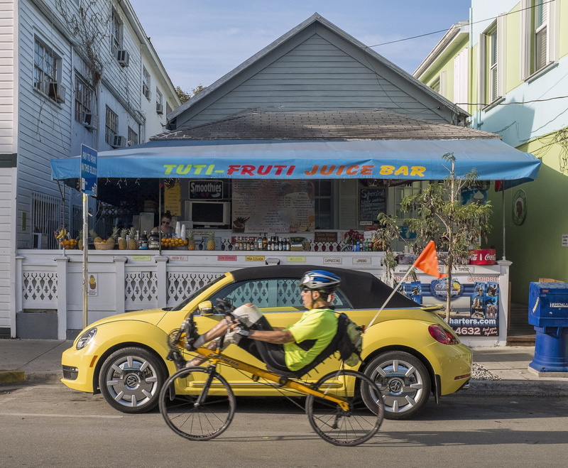 built structure, 2K, outdoors, motorcycle, florida, sunlight, usa, vw, lifestyles, real people, juice bar, cafe, mode of transportation, building exterior