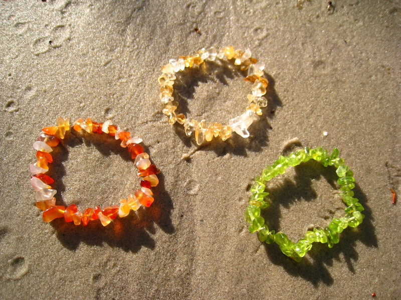 crystals, flower, sand beach, peridot, sand, rock, Sand, gems in the sand, no people, beauty in nature, sea, footprints in the sand, communication, 2K