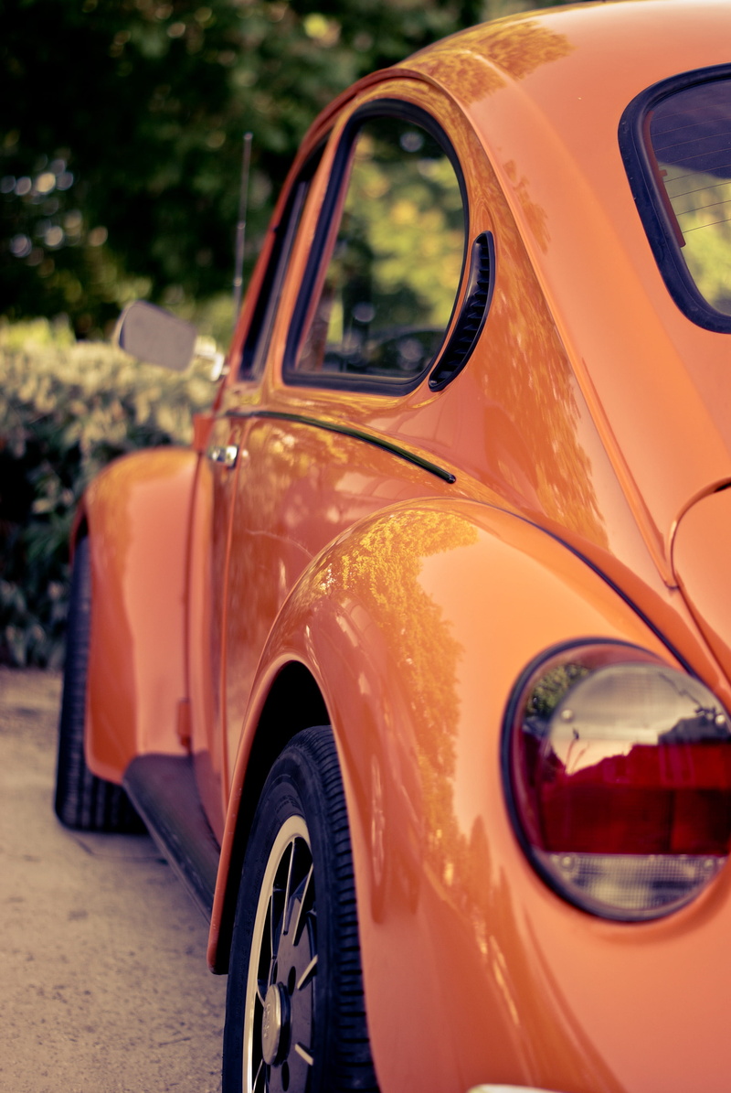 vintage, transportation, orange, stationary, day, focus on foreground, sunlight, wheel, classic, volkswagen, transport, closeup, 4K, nature, drive, land vehicle