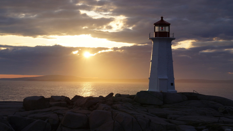 water, horizon over water, beauty in nature, outdoors, 4K, lighthouse, security, scenics - nature, guidance, no people, building, architecture, nature