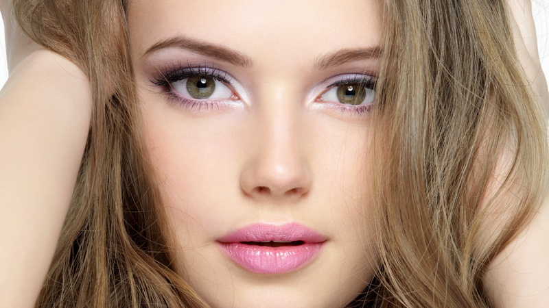 human face, download  girl 3840x2160, women, beautiful woman, one person, beautiful people, body part, 4K, front view, close-up, long hair, beauty, blond hair