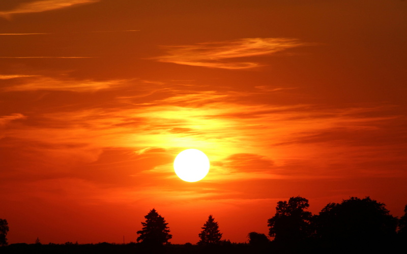 download 3840x2400 sky, sunset backgrounds, 4K, Background Ultra HD 4K, clouds, sky