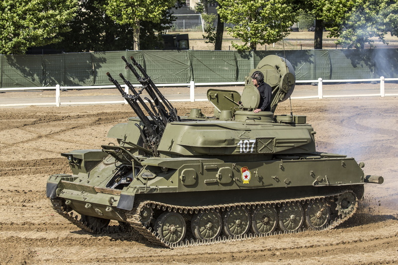 anti-aircraft, military uniform, tank, mode of transportation, transportation, one person, government, ZSU-23-4, 5K, uniform, field, Shilka, military