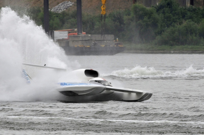 accidents and disasters, powerboat, sea, tree, speed, transportation, men, sport, outdoors, people, 2K, rear view, hydroplane, smoke - physical structure