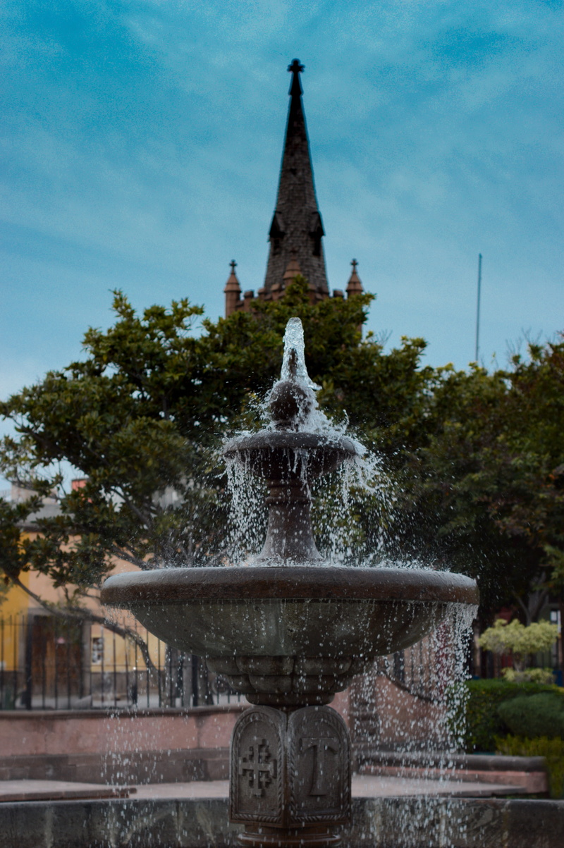 flowing, sky, metropolis, steeple, 5K, built structure, asphalt, religion, tree, travel destinations, fountain, observatory, town, acient, building, downtown