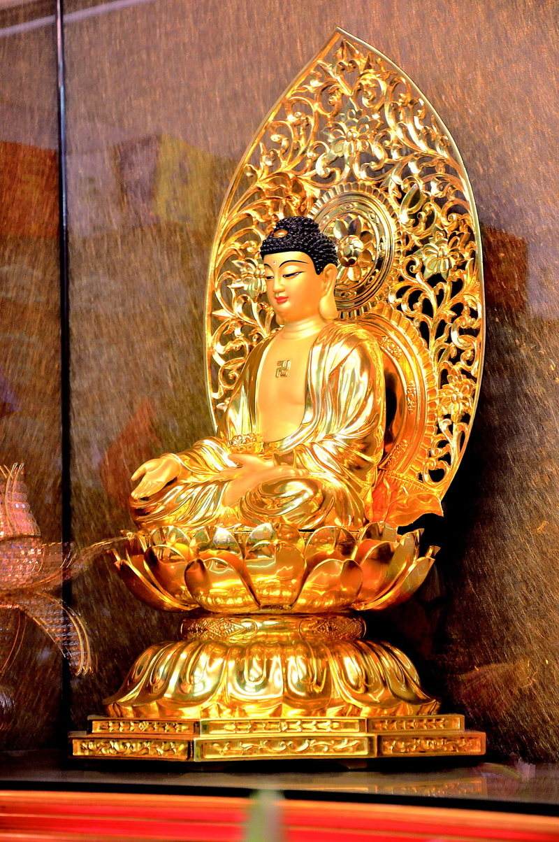 representation, sculpture, spirituality, belief, religion, craft, gold colored, statue, table, wood - material, architecture, gold body, male likeness