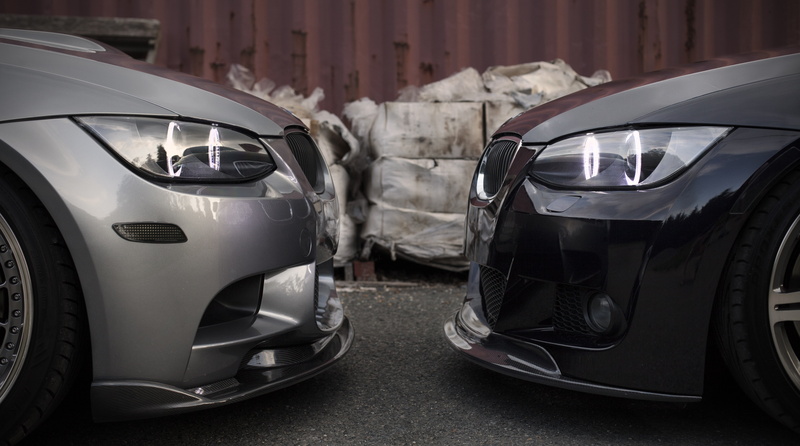 bumper, daylight, compact Car, the front, modern, silver, close-up, shiny, chrome, black Color, car accident, car, street, no People, parking Lot, damaged