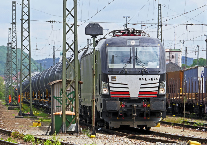outdoors, electric locomotives, double traction, power line, electric locomotive, mode of transportation, passau, rail transportation, lokpool, railroad track