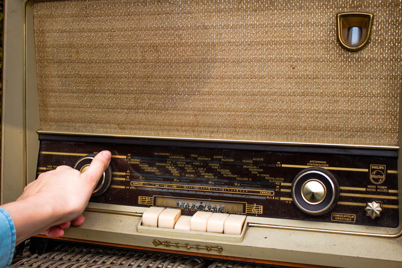 transportation, working, people, old radio, 60ish radio, pushing, human finger, 5K, finger, phillips, human body part, metal, noise, retro styled, radio