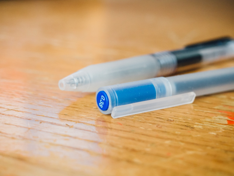 writing instrument, blue, stil, selective focus, no people, desk, office, pen, 4K, pens, table, business, copy space, emotion, social issues, workspace