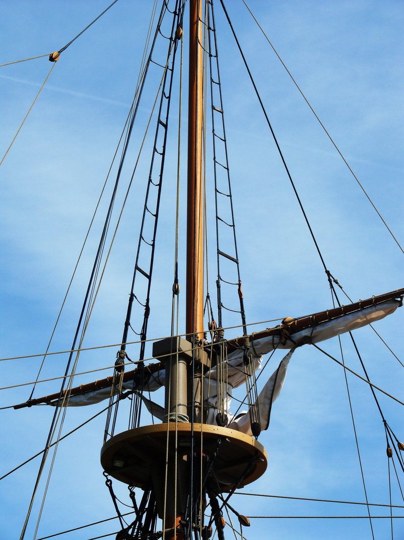 2K, architecture, sailing, sailing Ship, outdoors, transportation, sea, pirate, connection, nature, old, complexity, nautical Vessel, halyards, sky, cable