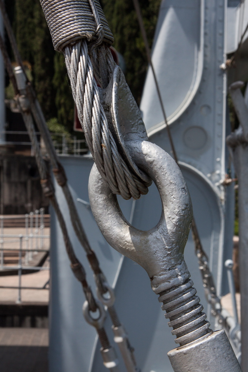 day, equipment, connection, ship deck, tied up, to gabriele dannunzio, transportation, pattern, seafaring, architecture, strength, nature, close-up, rope