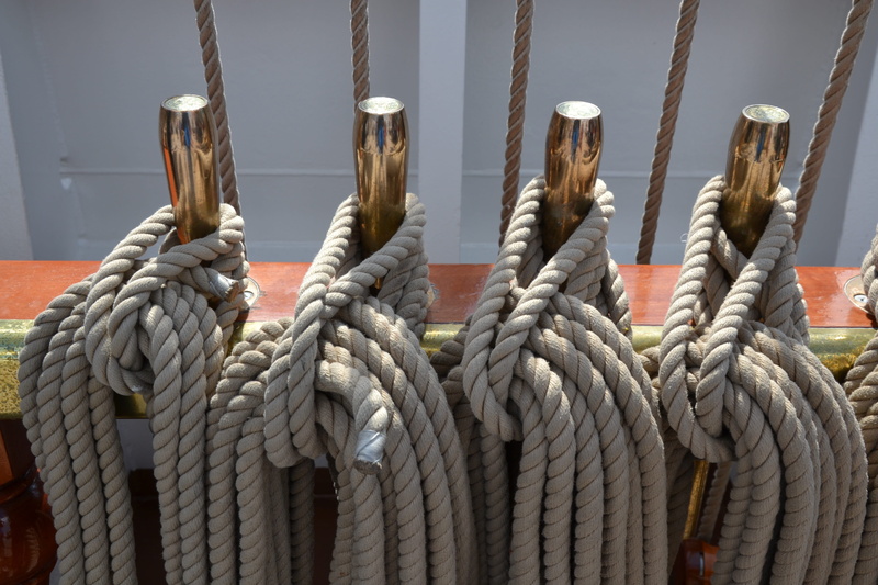 post, 4K, transportation, rope, sailing ship, mode of transportation, water, rigging, no people, union, tied up, pulley, close-up, sailing, wooden post
