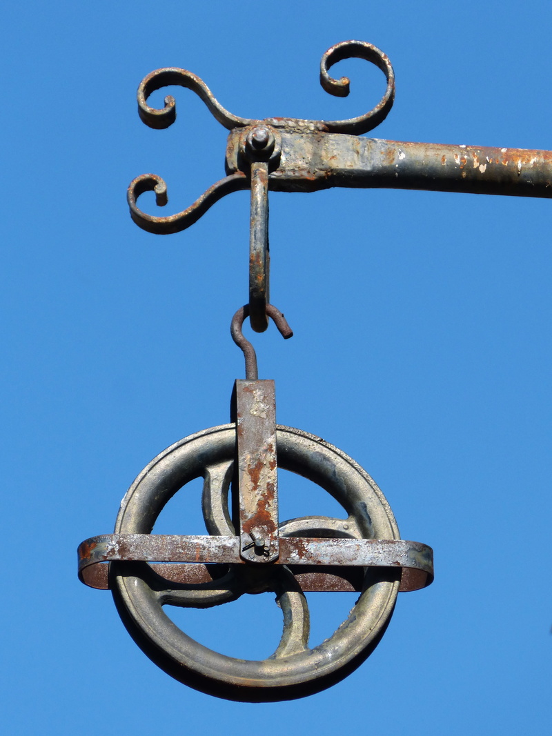 safety, shape, rusty, forging, 2K, outdoors, day, old, nature, protection, iron - Metal, chain, steel, security, clear sky, metal, blue, sky, iron, no people