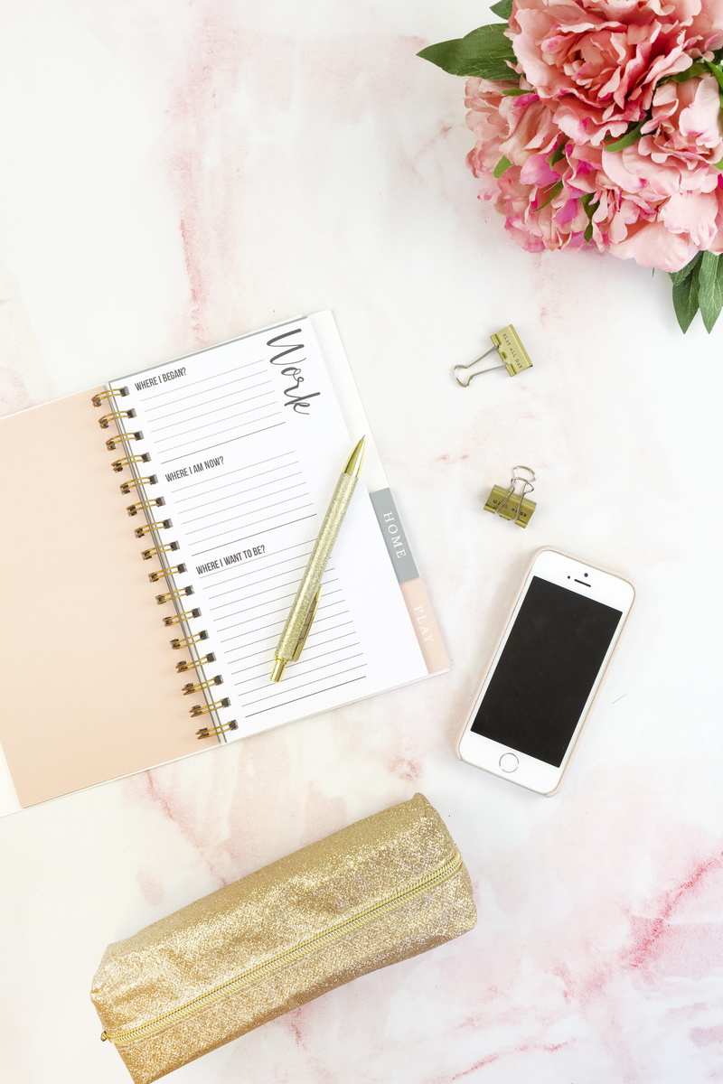 indoors, silver, 5K, pink and white, communication, blog post, phone, publication, gold, blank, freshness, flowering plant, lifestyle blogger, pen, table