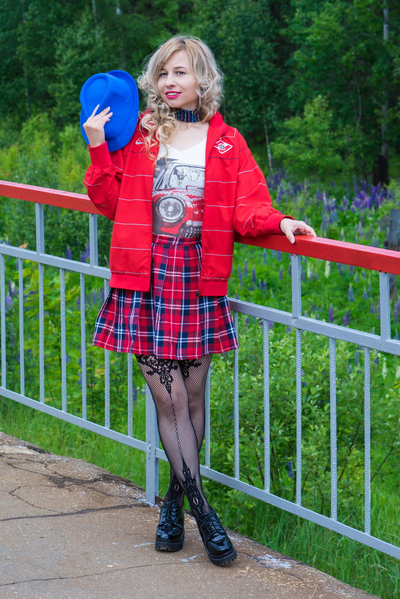 footbridge, cap, standing, childhood, full length, one person, stockings, nature, elektrichka, railing, school skirt, plant, child, 5K, smiling, day, hair