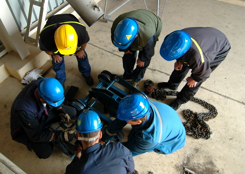 real people, people, six, high angle view, security, cooperation, protection, working, hardhat, hat, men, group of people, adult, work helmet, coworker