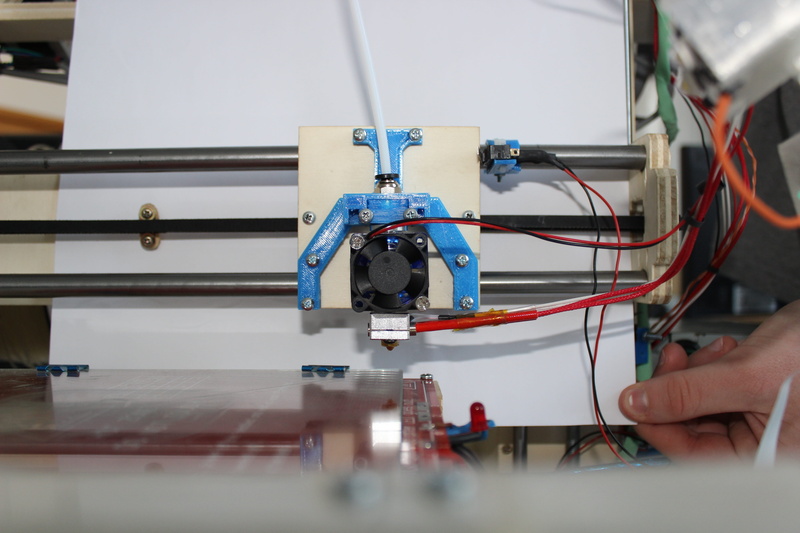 selective focus, indoors, working, complexity, electrician, electricity, hand, 3d, cable, 5K, engineering, human hand, one person, technician, equipment