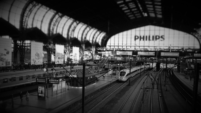 land vehicle, outdoors, railroad station platform, train - vehicle, city, rail transportation, train, passenger train, central station, hamburg, railway station