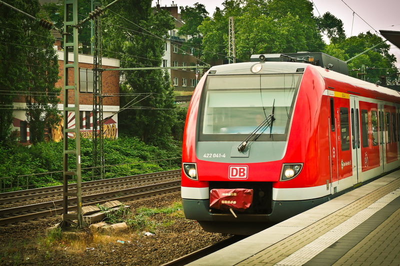 s bahn, deutsche bahn, track, train, railway tracks, building exterior, train - vehicle, station, electric locomotive, transportation, built structure