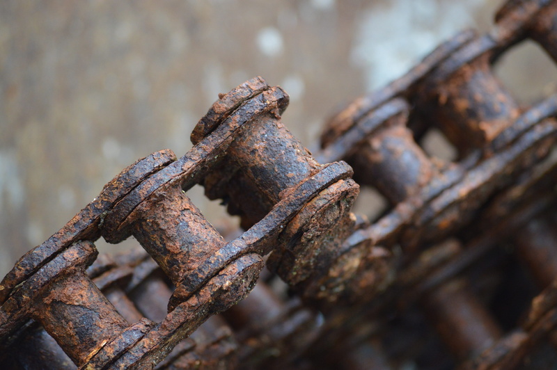 rusty, run-down, Metal, rusted, bad condition, damaged, corrosion, backgrounds, dirty, 5K, textured, links of the chain, selective focus, deterioration