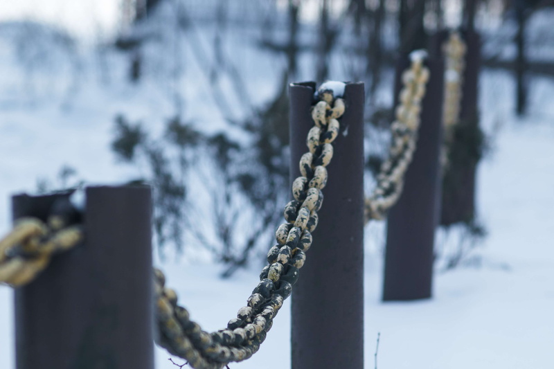 selective focus, safe, chain, no people, steel, hanging, wood - material, metallic, protection, snow, plant, rusty, 4K, outdoors, rust coloured, fence