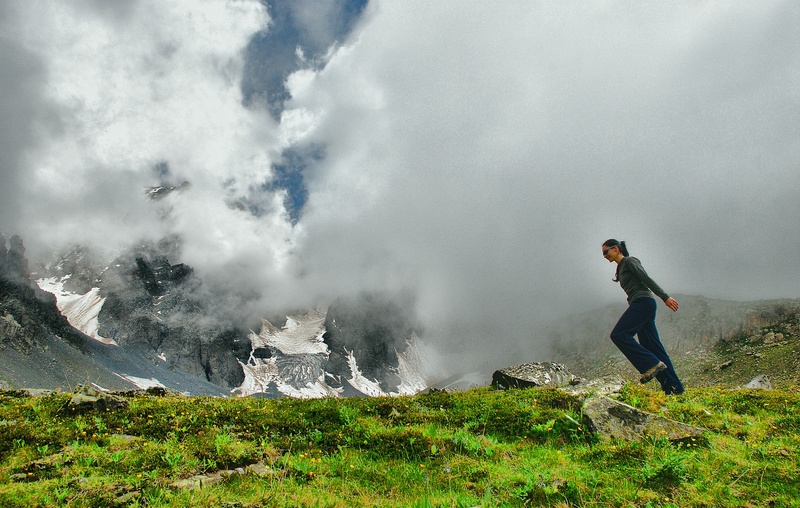 casual clothing, jacket, hiking, happy, sky, protection, jumping, mountain, nature, 4K, men, loneliness mountaineer, trekking, rock climbing, adventure